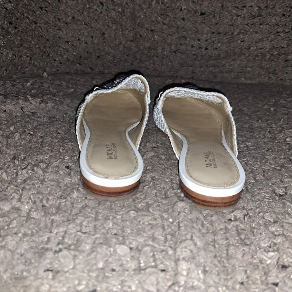 MICHAEL KORS-Charlton Crochet/Woven White Mule-Silver Logo-Sz 6-Excellent - Picture 6 of 8